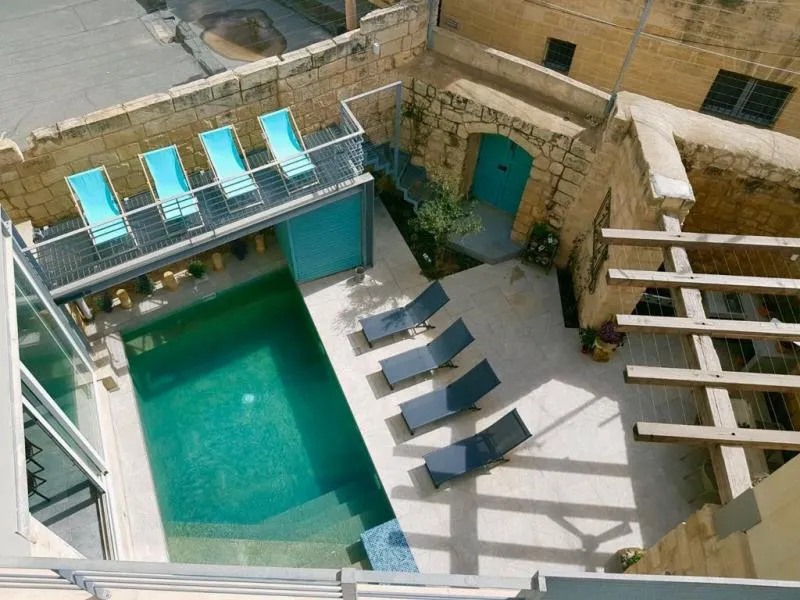 Business 3 image MALTAHOLIDAYLETS.COM.MT